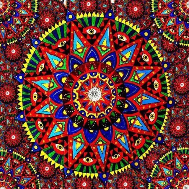 Mandala med rött Diamantmålning | Eget foto diamantmålnings | Diamond painting | Fyndiq | Sverige